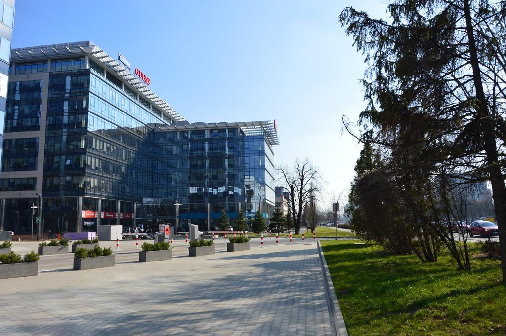 Moko Apartment Parking W Cenie Varsovia Exterior foto